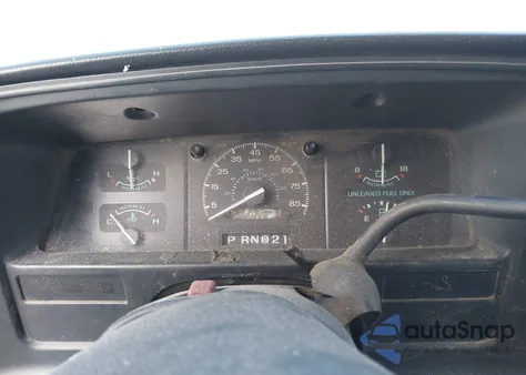 1993 Ford Econoline E350 Super Duty Van from USA, damaged, VIN 1FTJS34H9PHB76573